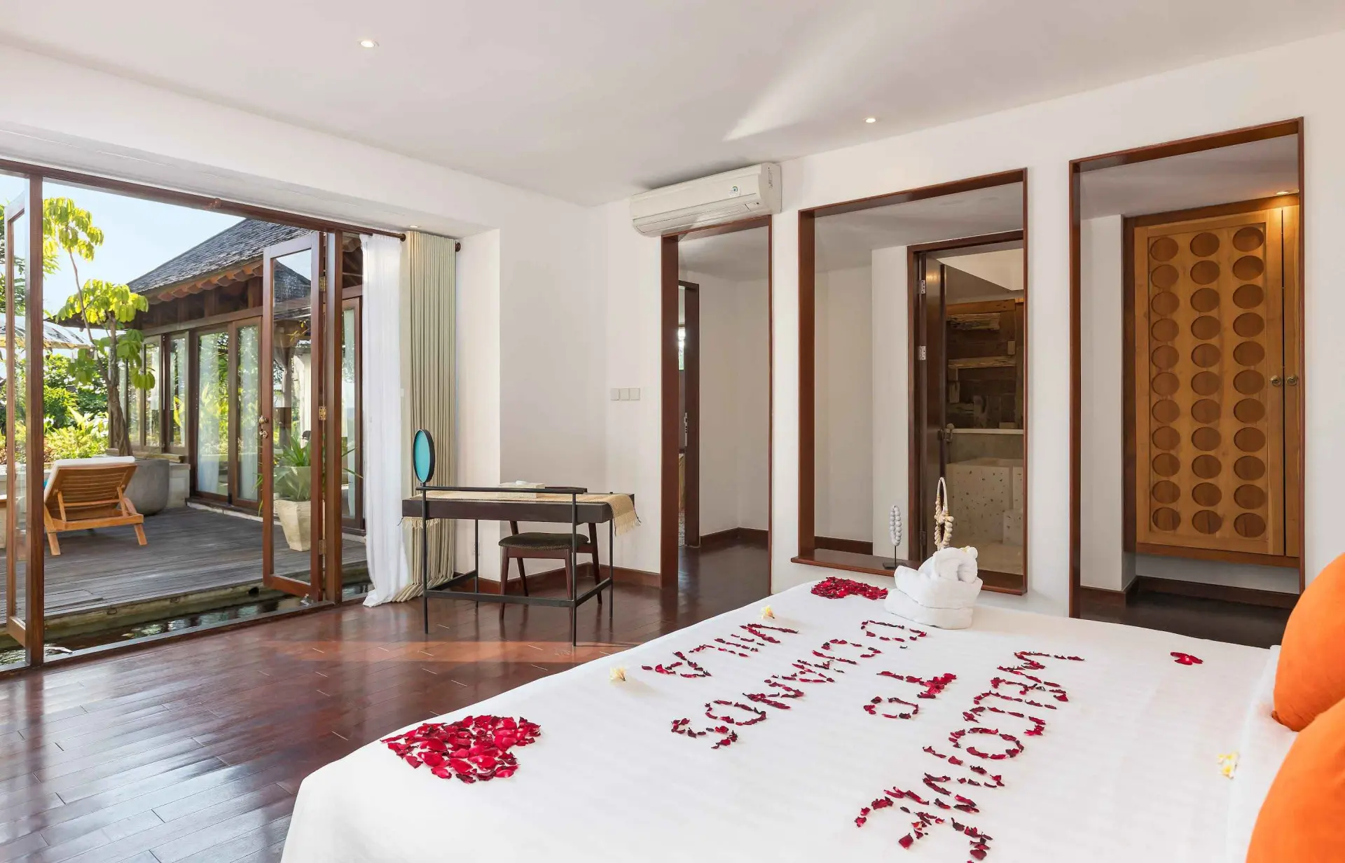 169897449619146Chands_2BR_-_Bedroom_A1_1_11zon