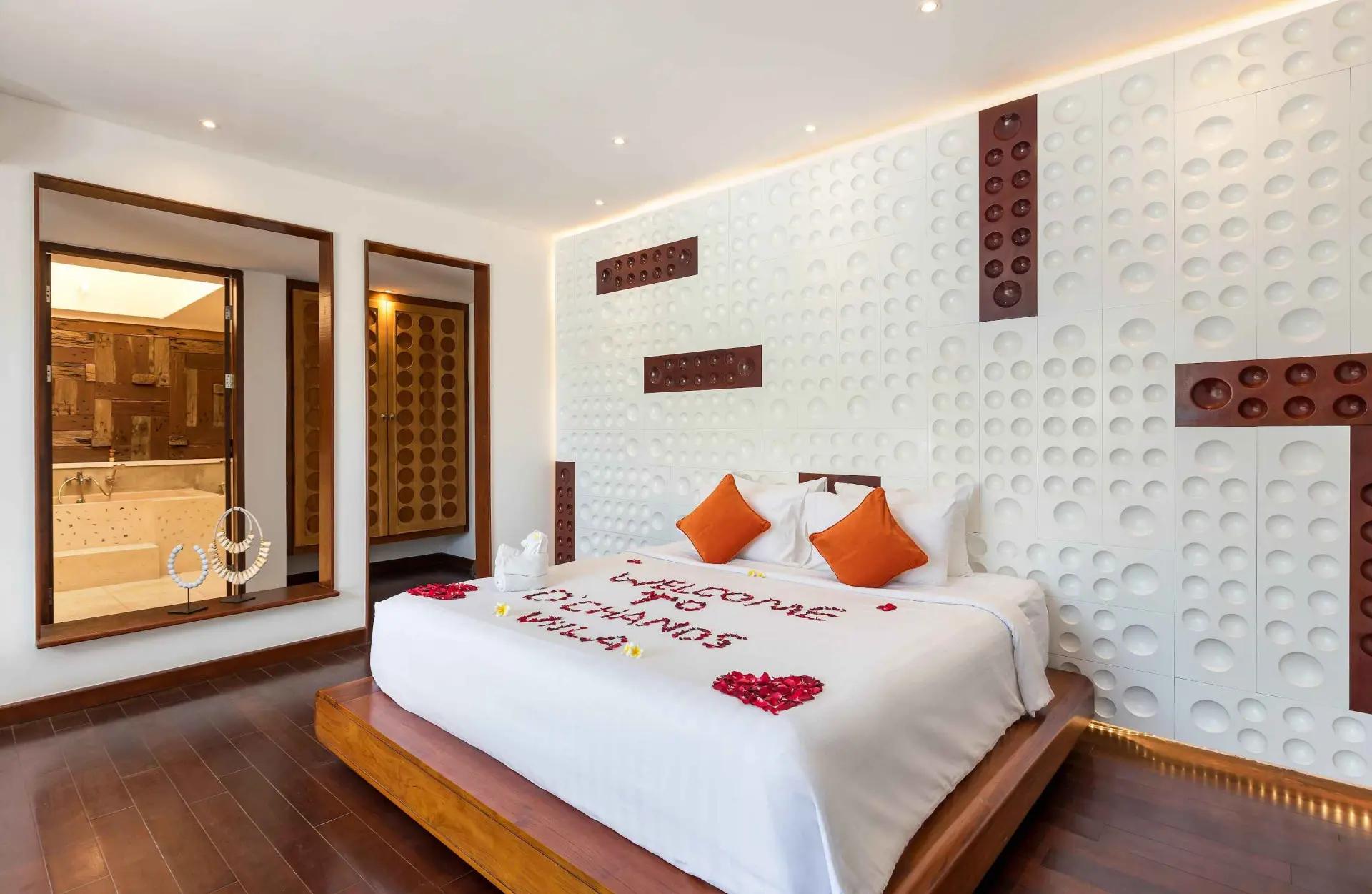 169897459241577Chands_2BR_-_Bedroom_A2_2_11zon