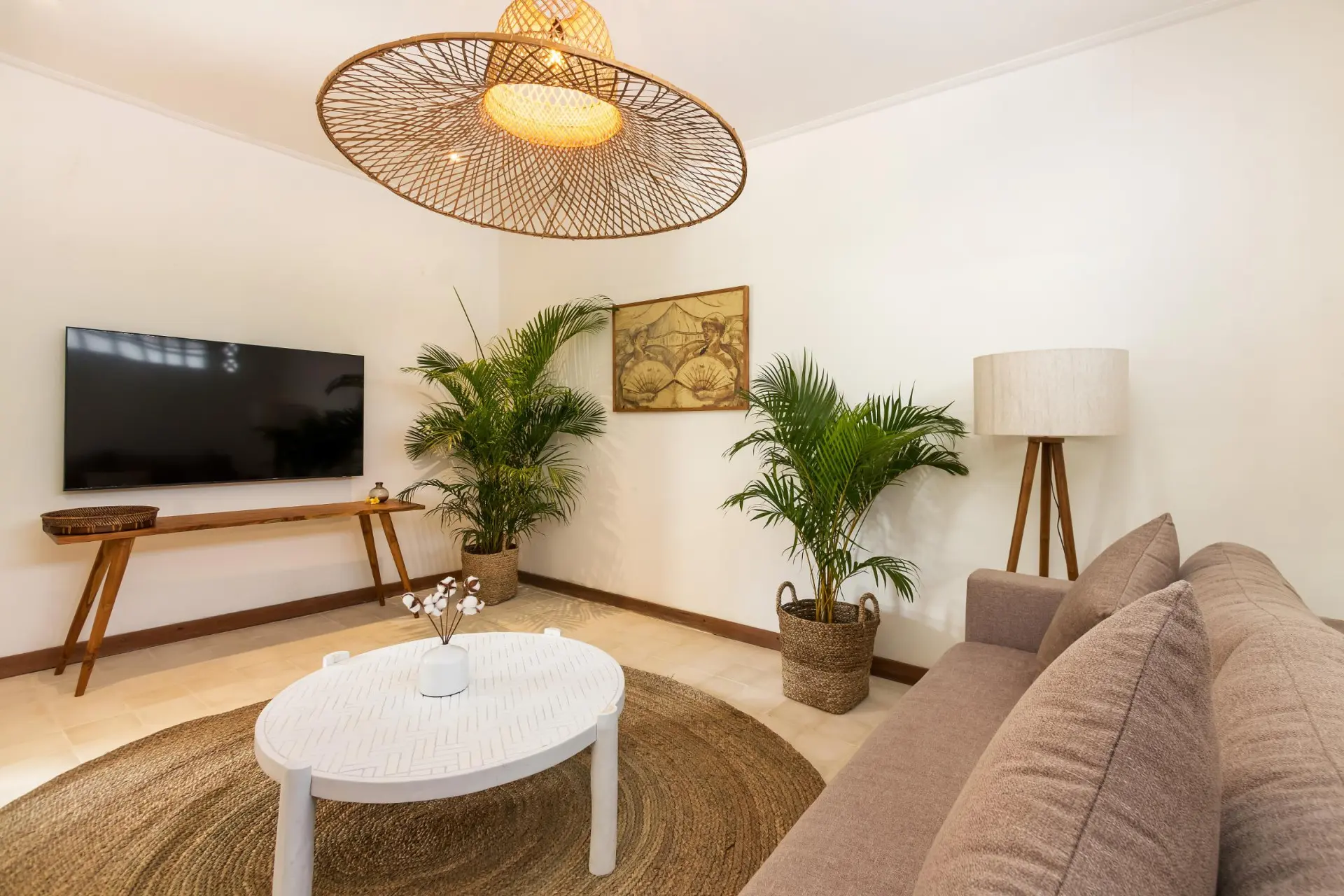 169899280354812Gauguin_-_Media_Room_02