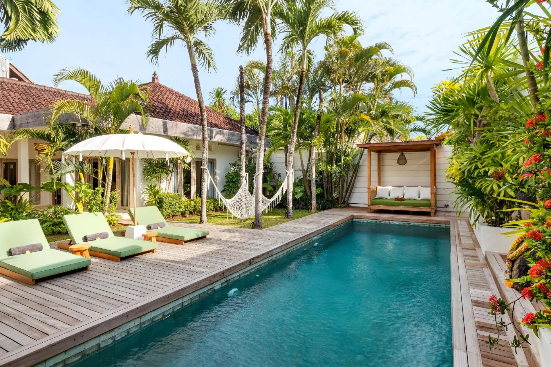 169899282484904Gauguin_-_Pool_Daylight_02