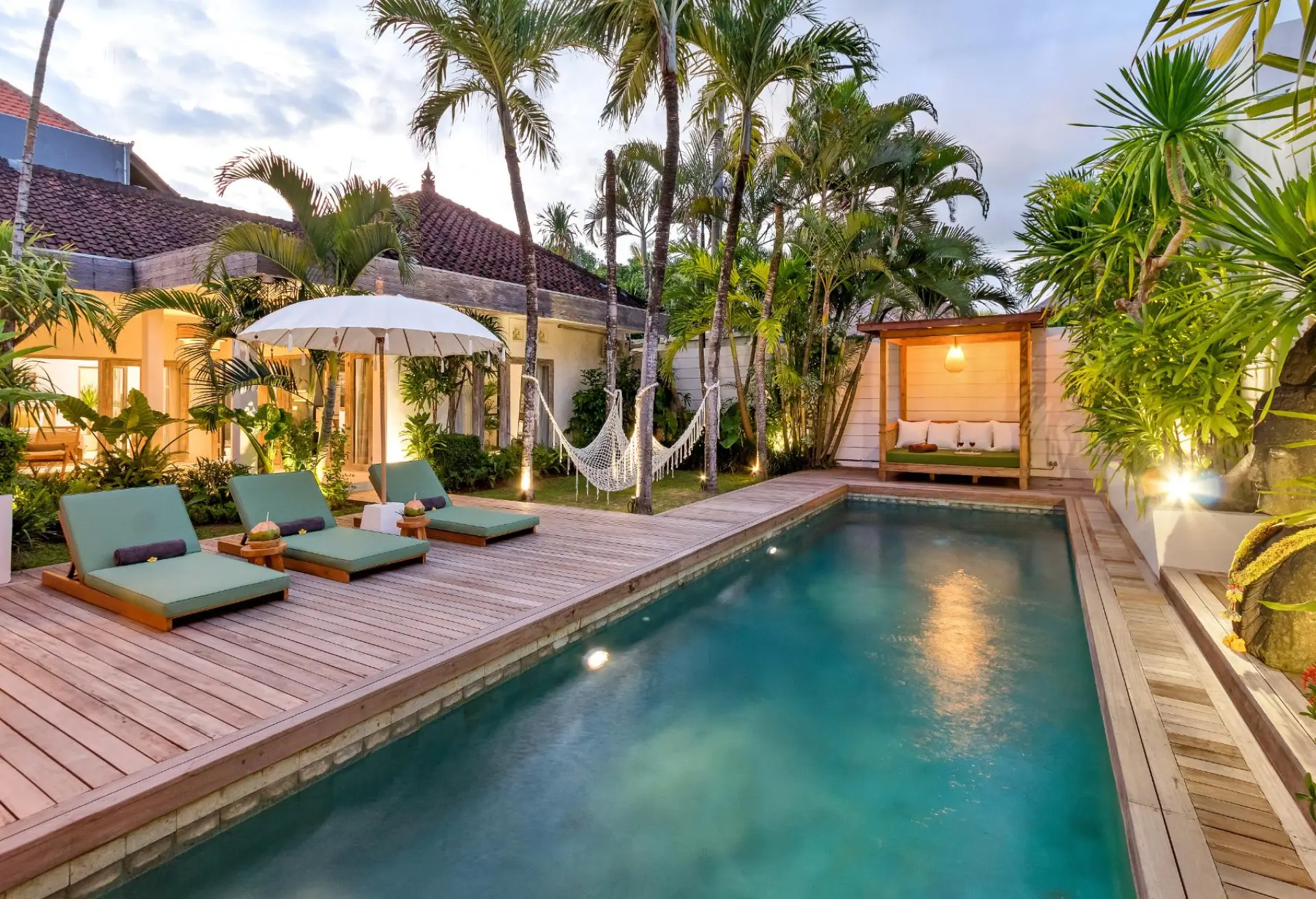 169899288434849Gauguin_-_Pool_Evening_04