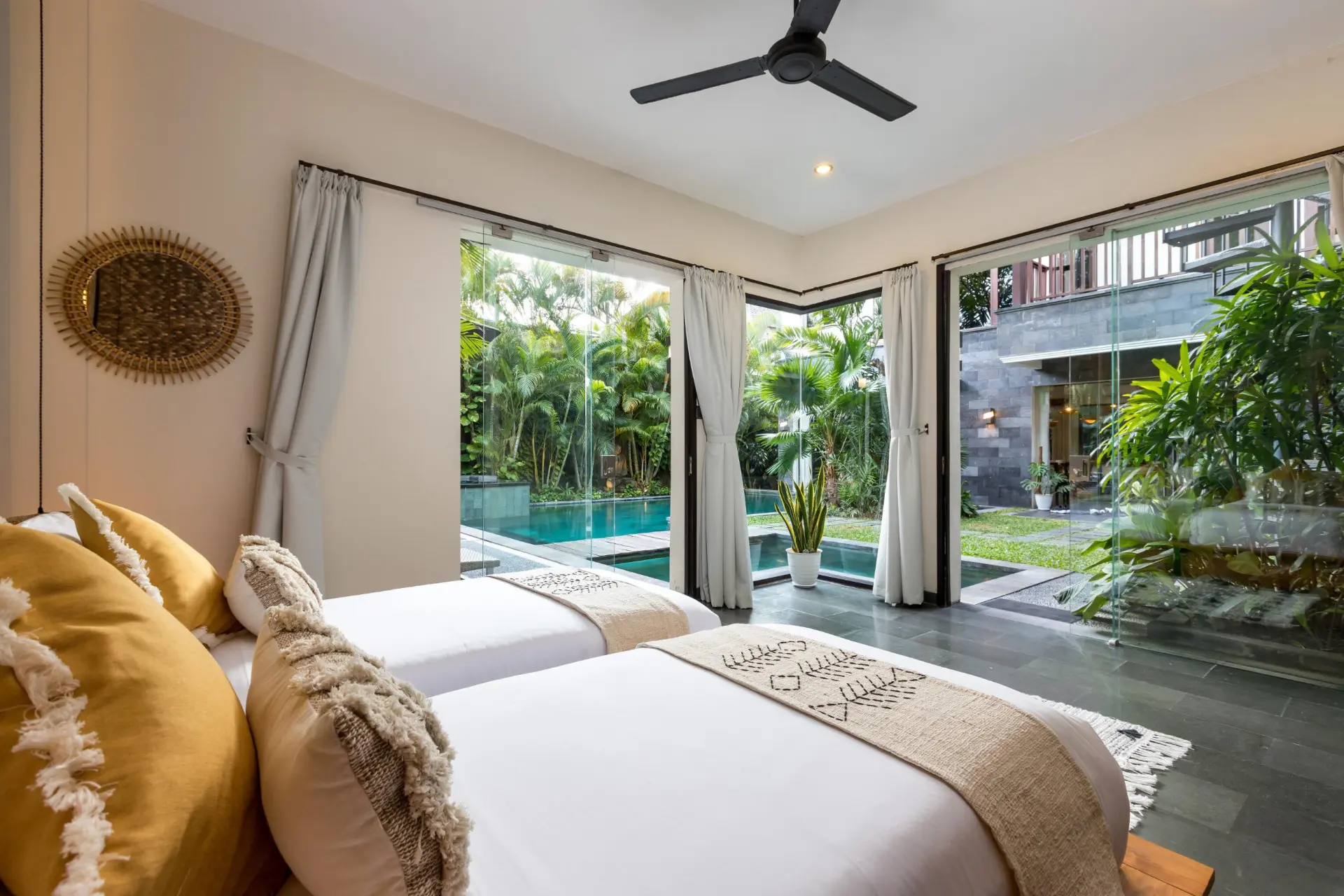 169899368215130Suvitha_-_Bedroom_D03