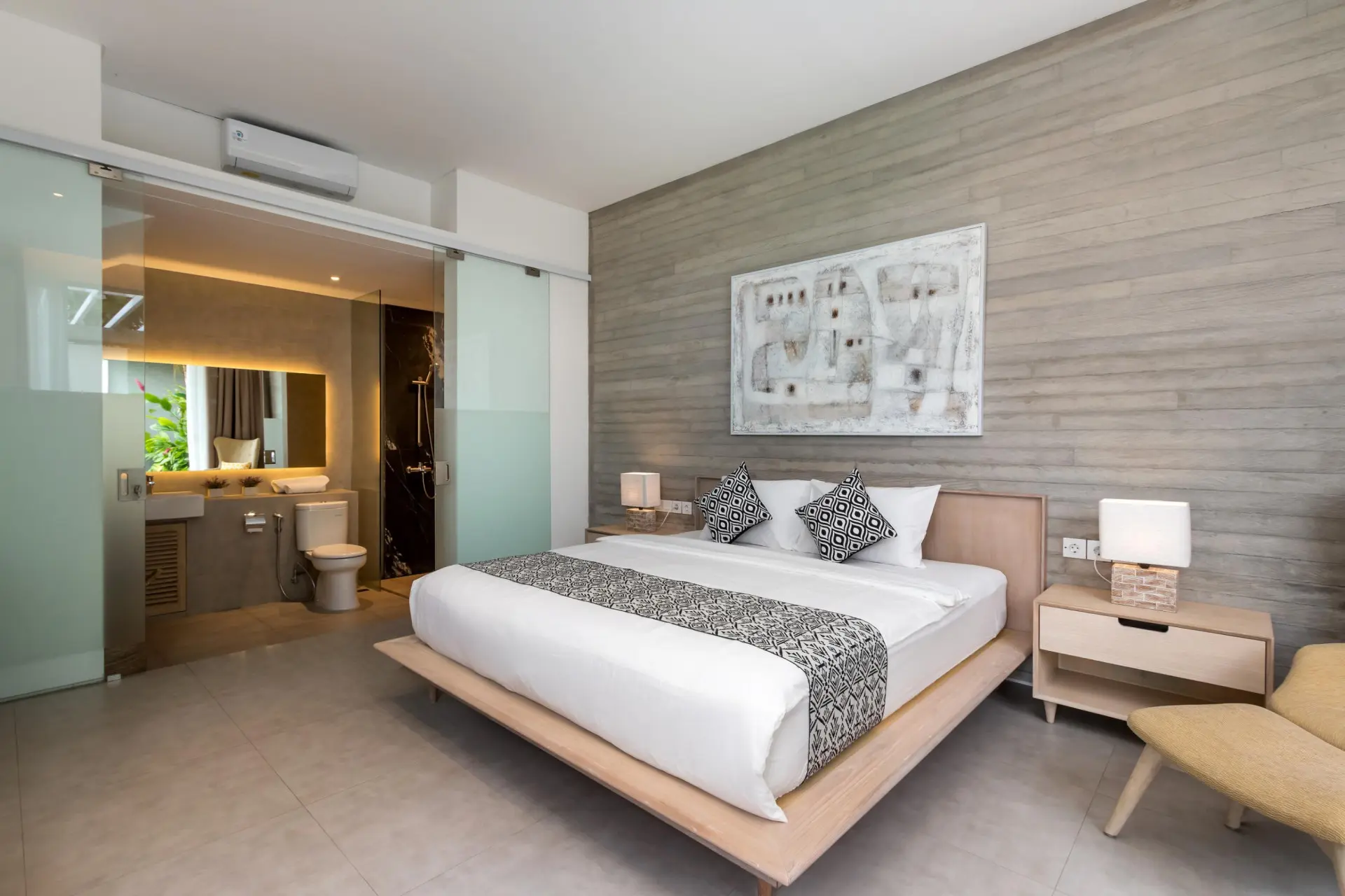 169932010228556Swan_2_-_Bedroom_A01