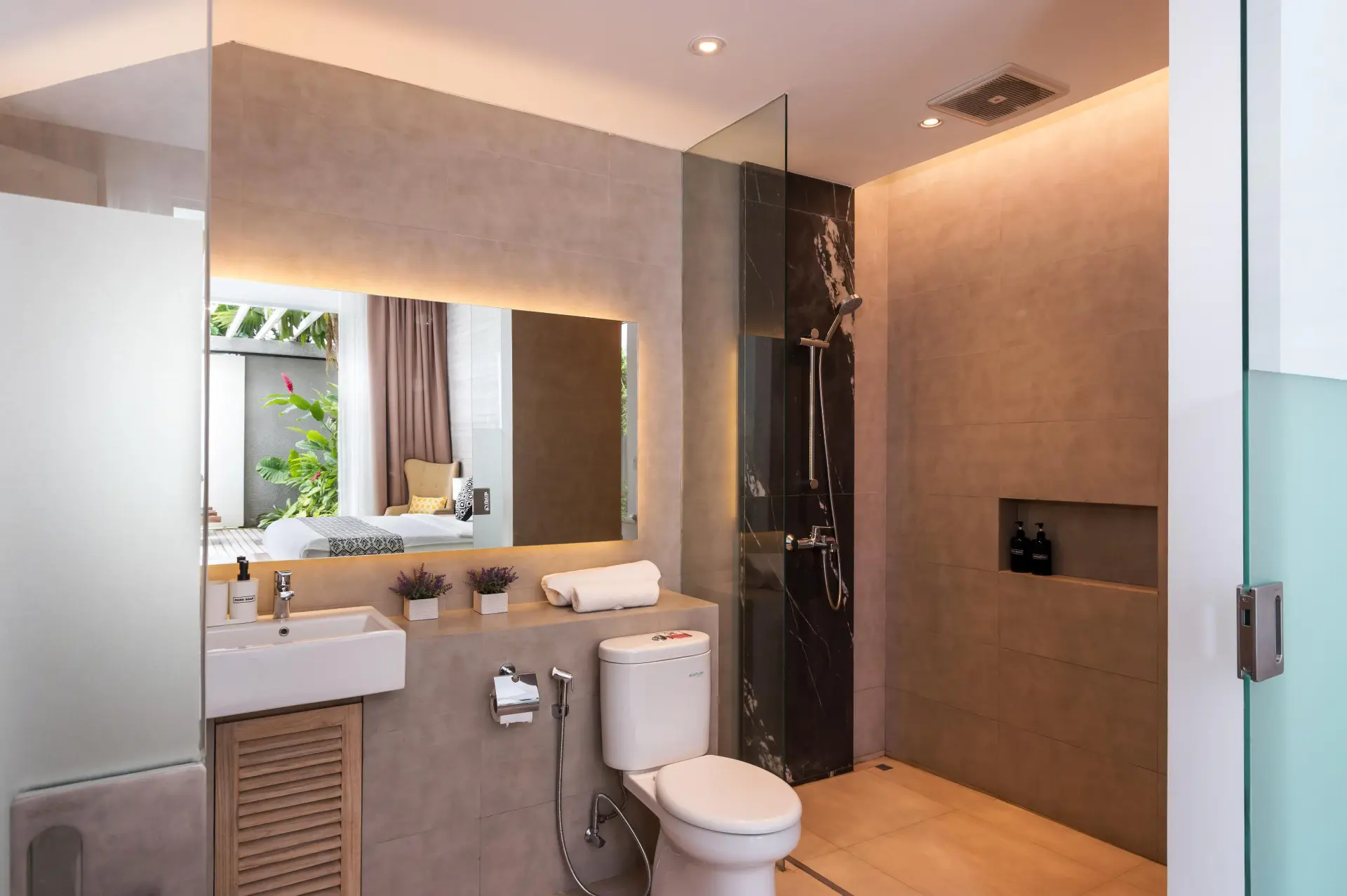 169932010515065Swan_2_-_Bedroom_A05