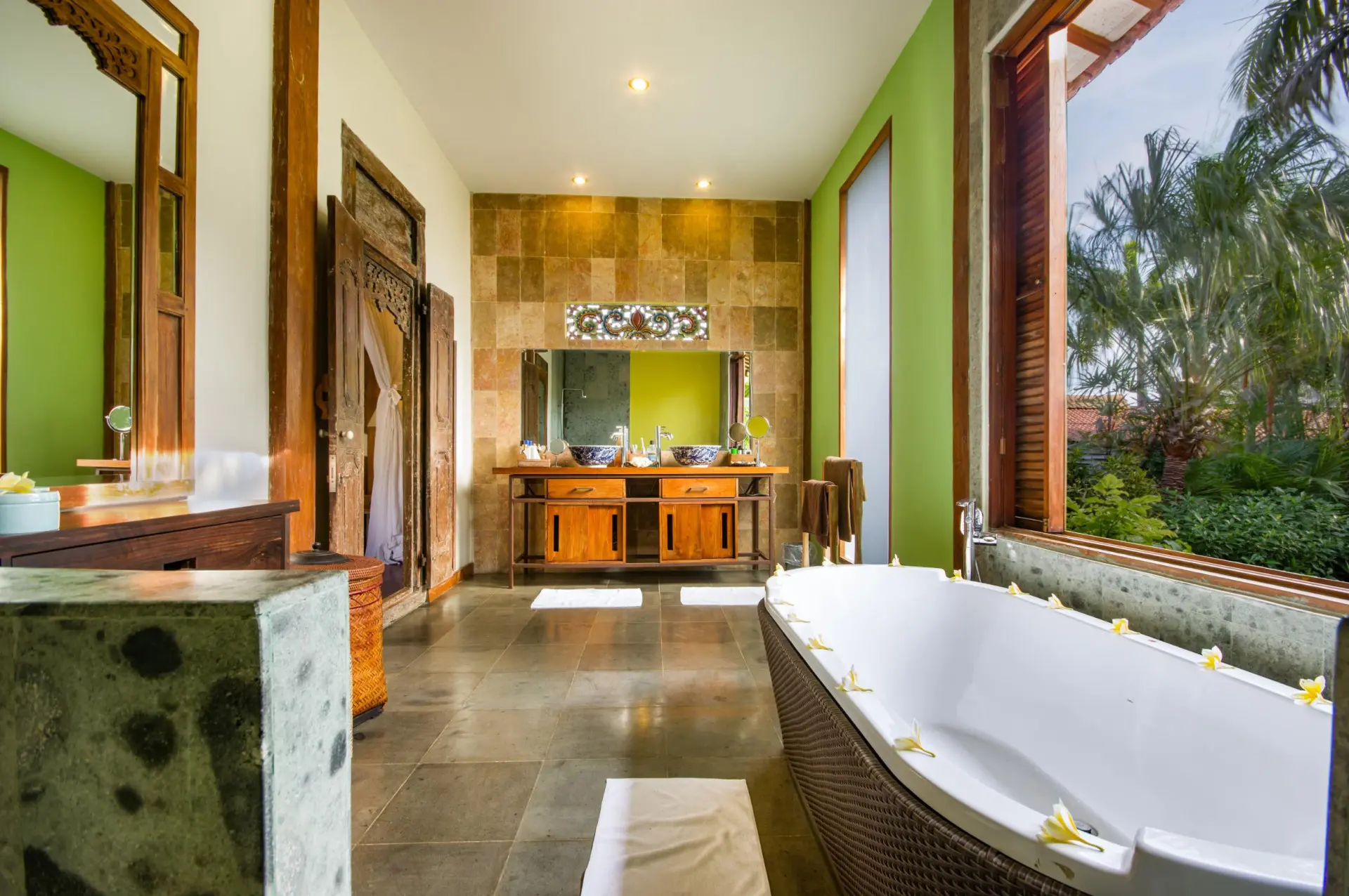 169933155187946Villa_Desa_Roro_-_Bedroom_3_-_bathroom_-_1