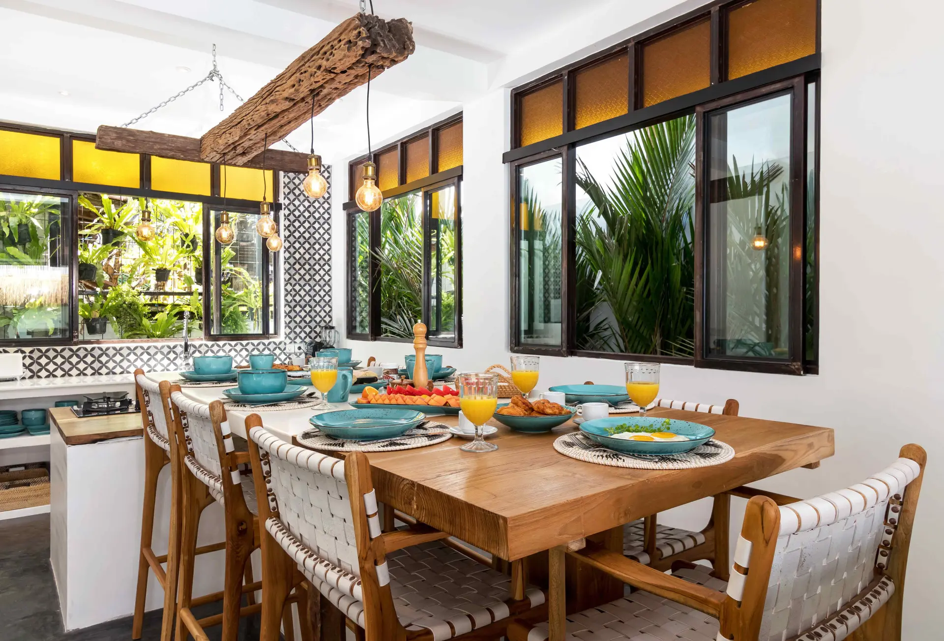 170373484717023Metisse_-_Dining_B