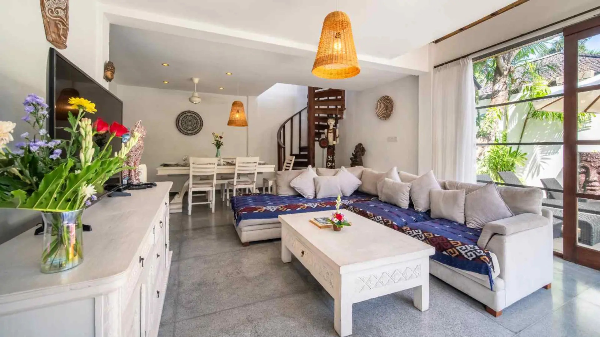 170502935764254BPS04772-HDR