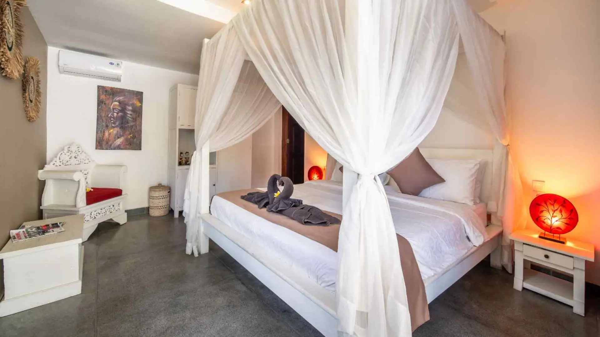 17050293736444BPS04797-HDR