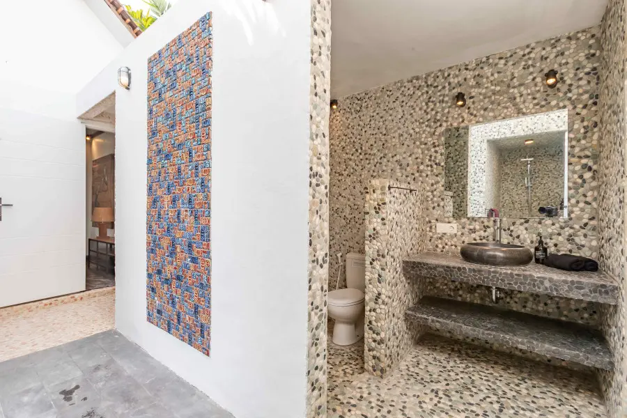 17110063317448_NAG3994-HDR