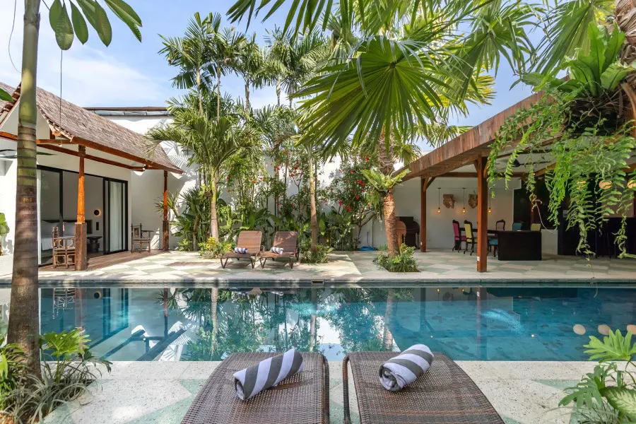 17110063883342_NAG4138-HDR