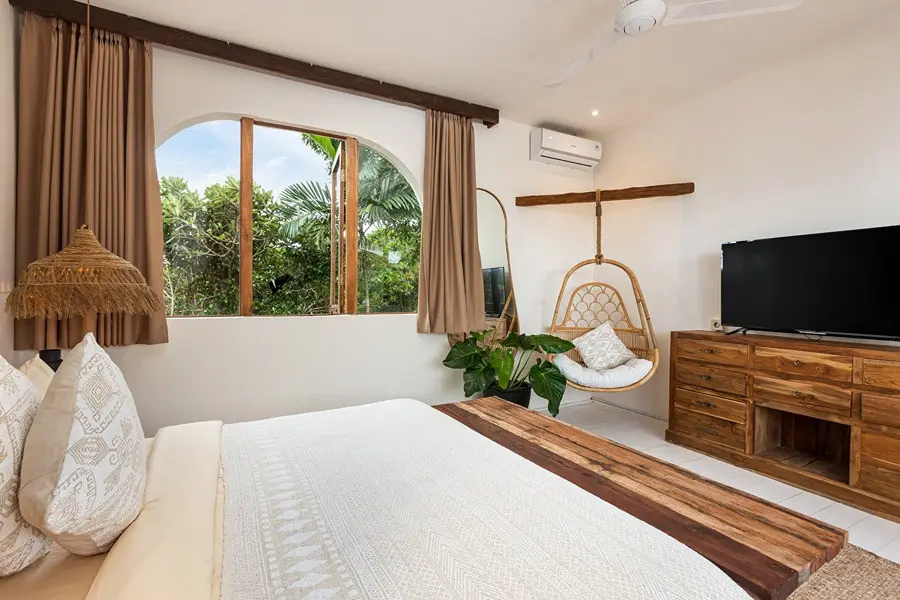 171107178799711Senya_Bedroom_B02