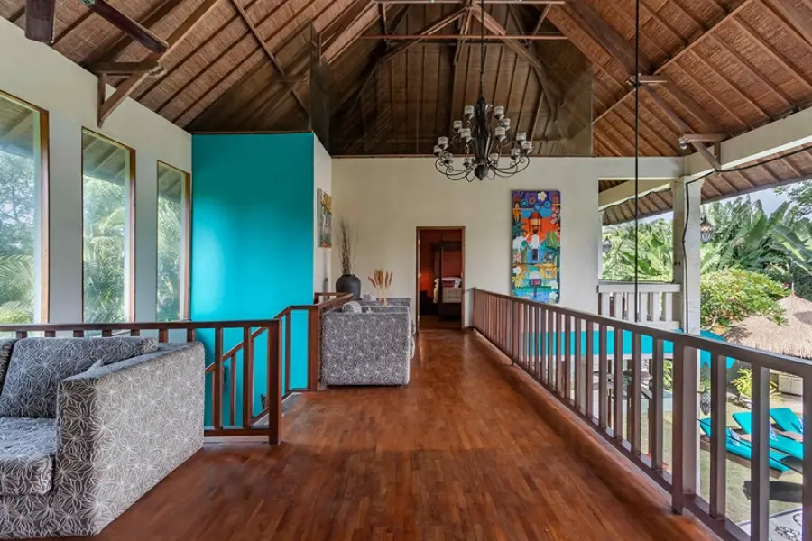 171108951270953_NAG0062-HDR