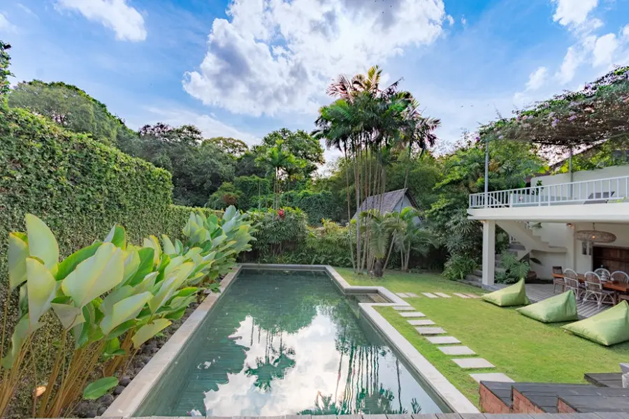 17113470144040410 (1)