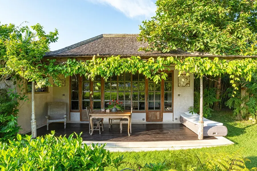 171409367094362Artis_Bedroom_105