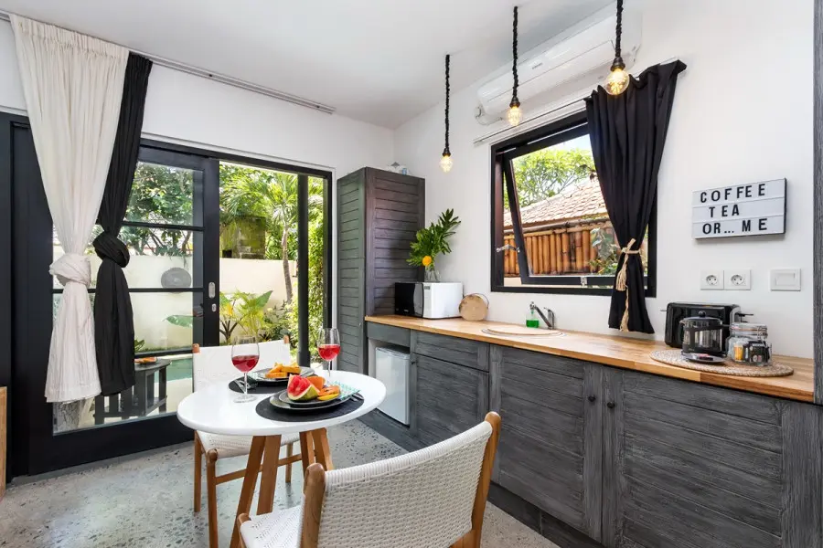 171505278140262Lora_-_Dining_and_Kitchen_A