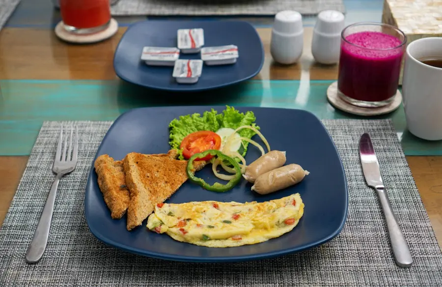 171582924465583Hiburan_2_-_Breakfast_3