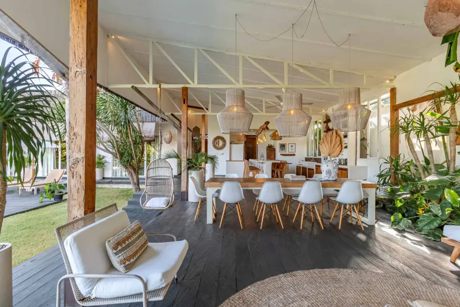 173043076831021Ikebana16